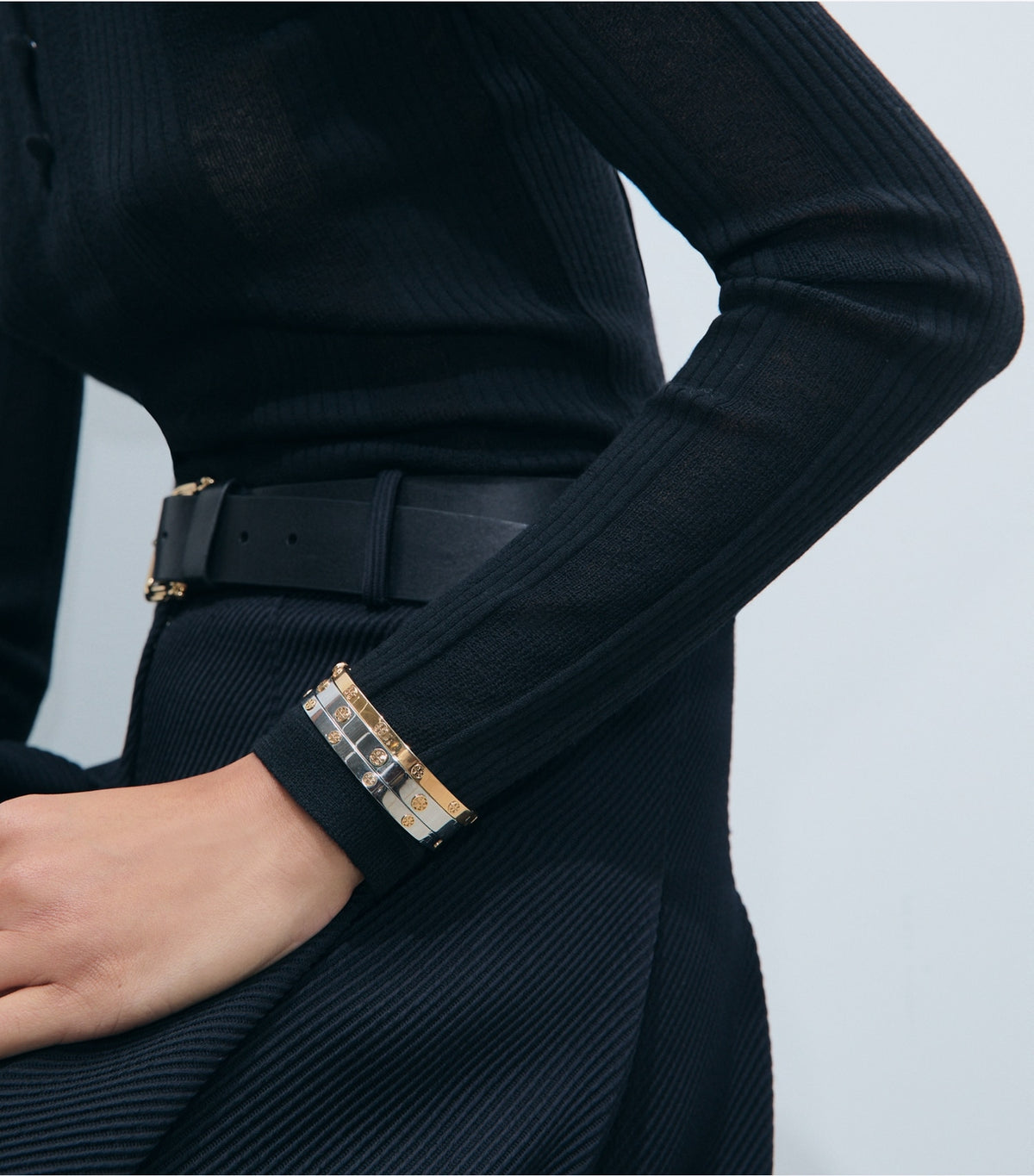 Tory Burch Best Price - Icon Hinge Bracelet - Tory Gold