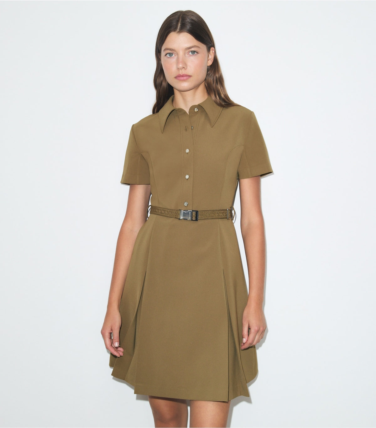 Tory Burch Signature - Short-Sleeve Pleated Golf Dress - Olive