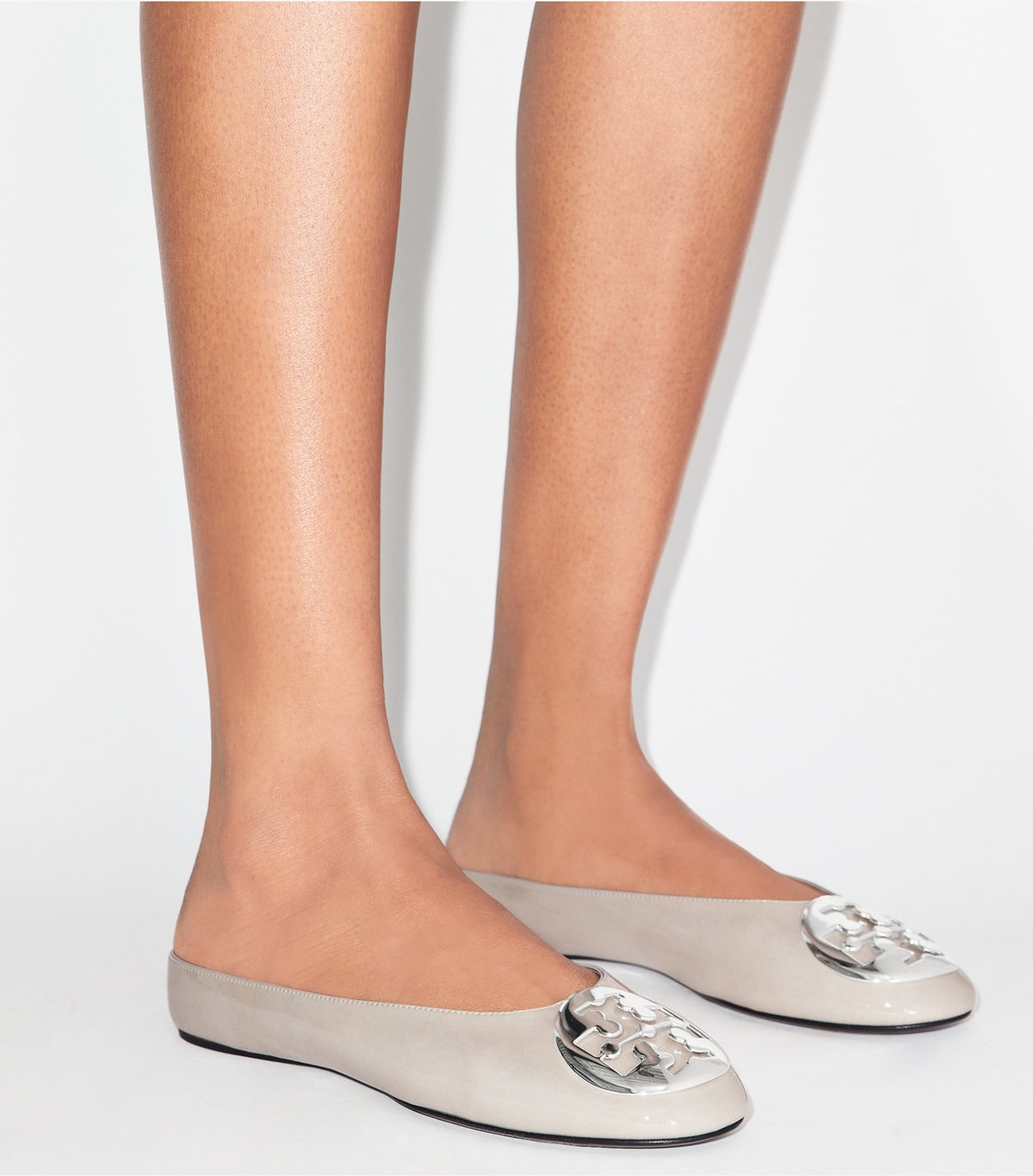 Tory Burch Premium - Reva Ballet Mule - Gray Clay